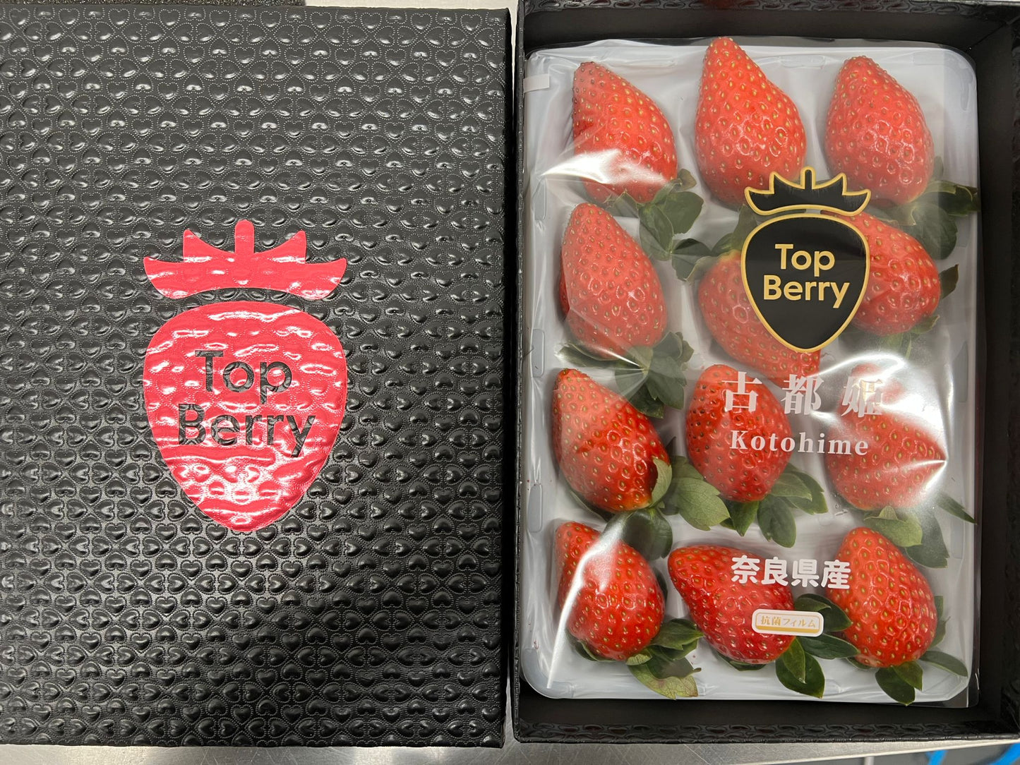 Topberry Strawberry (Gift Box)
